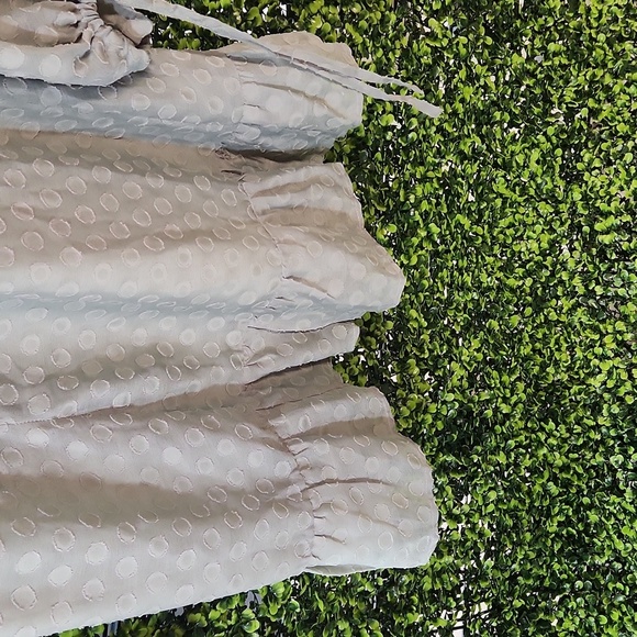 Light Gredn Midi Dress By GILLI Aize Medium - Picture 7 of 11